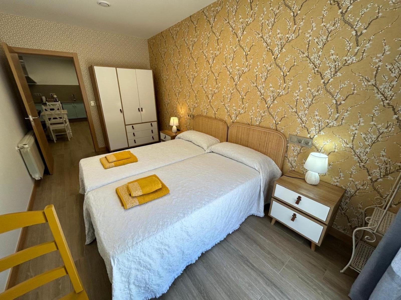 Amés Apartamentos Torres Del Milladoiro מראה חיצוני תמונה